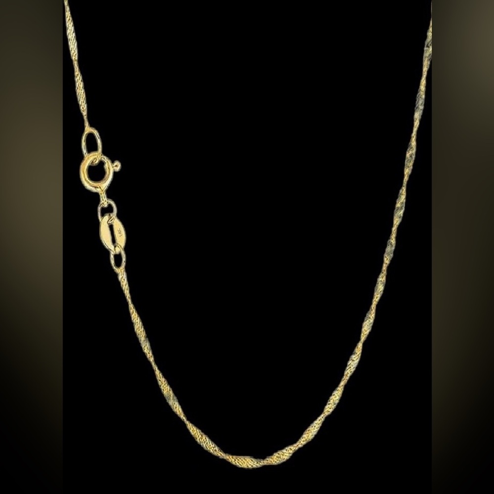 22” length - 14k Yellow Gold Singapore Necklace